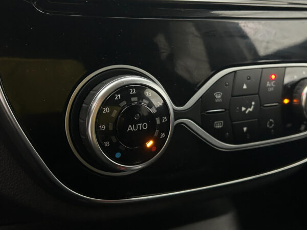 Renault Captur occasion Wit bij ALJ Auto in Zeeland 27