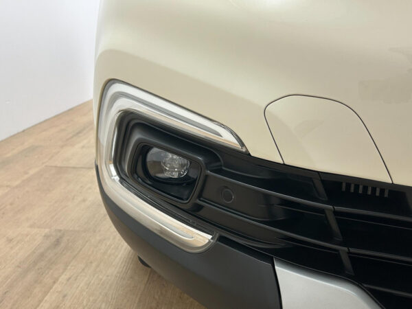 Renault Captur occasion Wit bij ALJ Auto in Zeeland 34