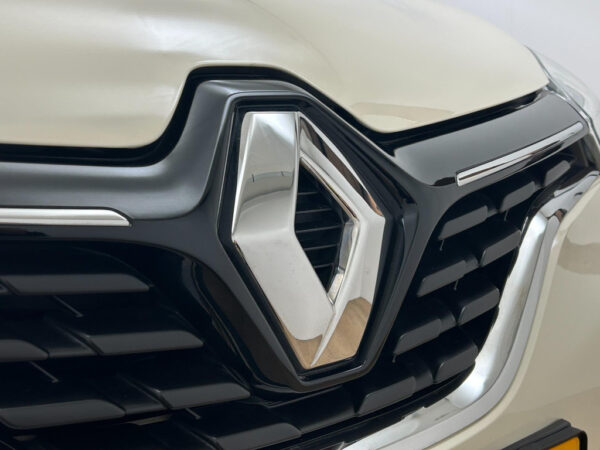 Renault Captur occasion Wit bij ALJ Auto in Zeeland 35