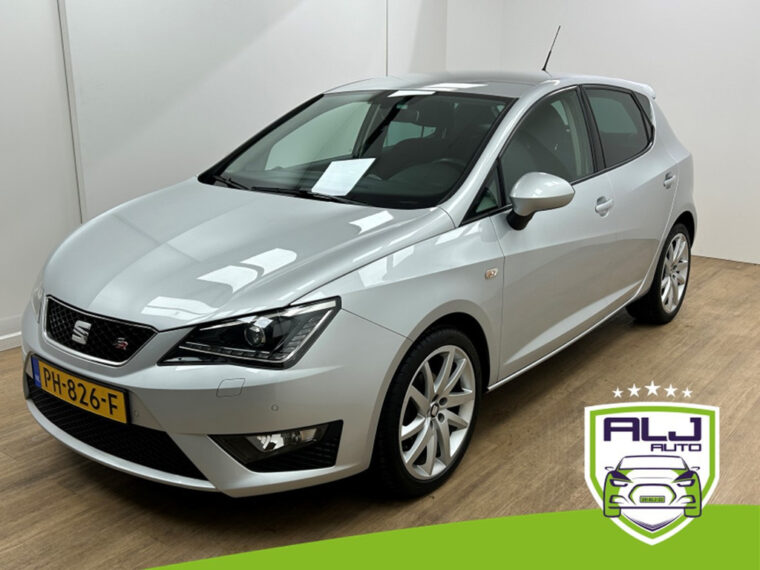 SEAT Ibiza occasion Grijs bij ALJ Auto in Zeeland 1