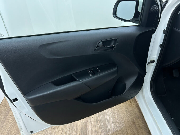 Kia Picanto occasion Wit bij ALJ Auto in Zeeland 9