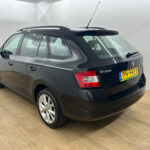 53116458-4.jpg